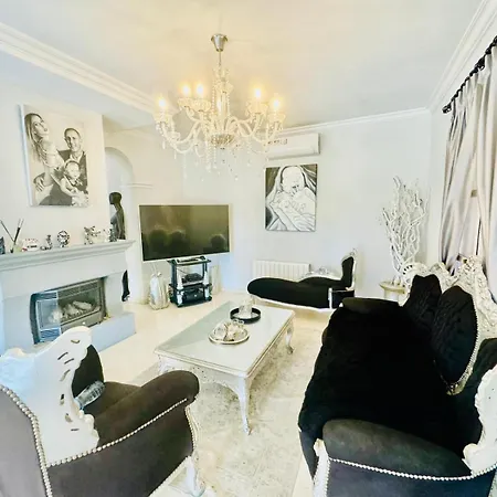 Villa Wayra *
